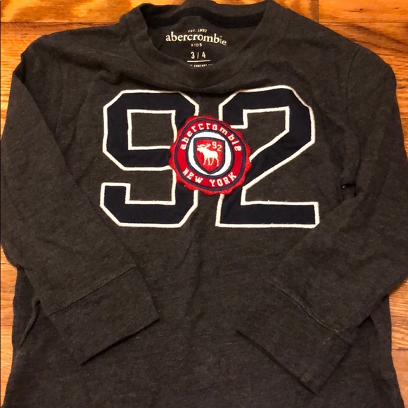 Top - Picture 2 of 3